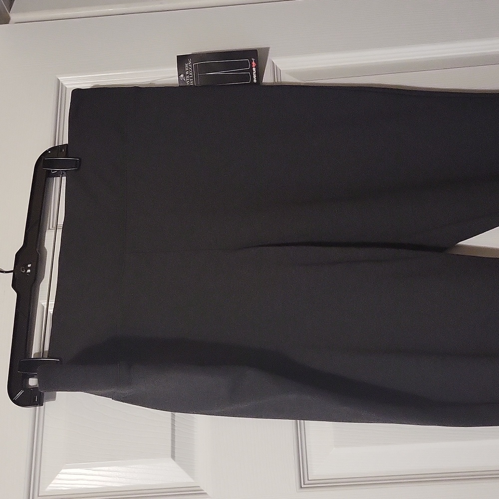 PLUS SIZE PONTE WIDE WAIST LEGGING
